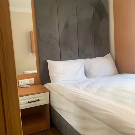 Hradission Kaifa Istanbul