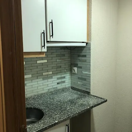 מלון דירות Hradission Kaifa 3*